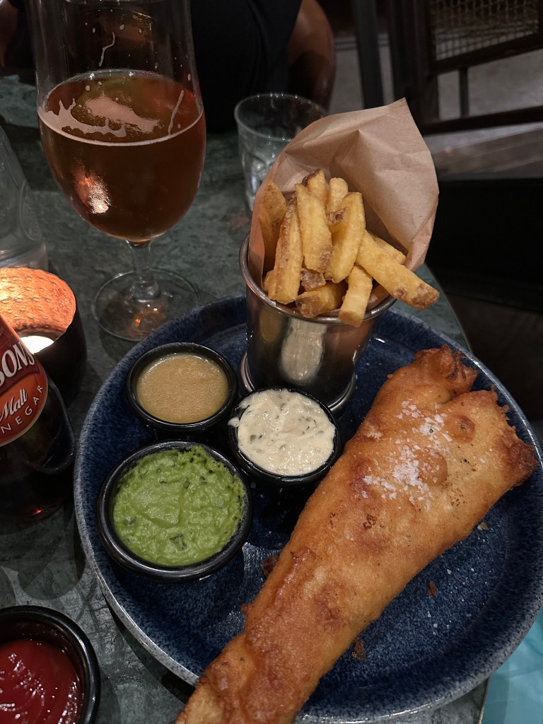 Fish and chips with mushy peas