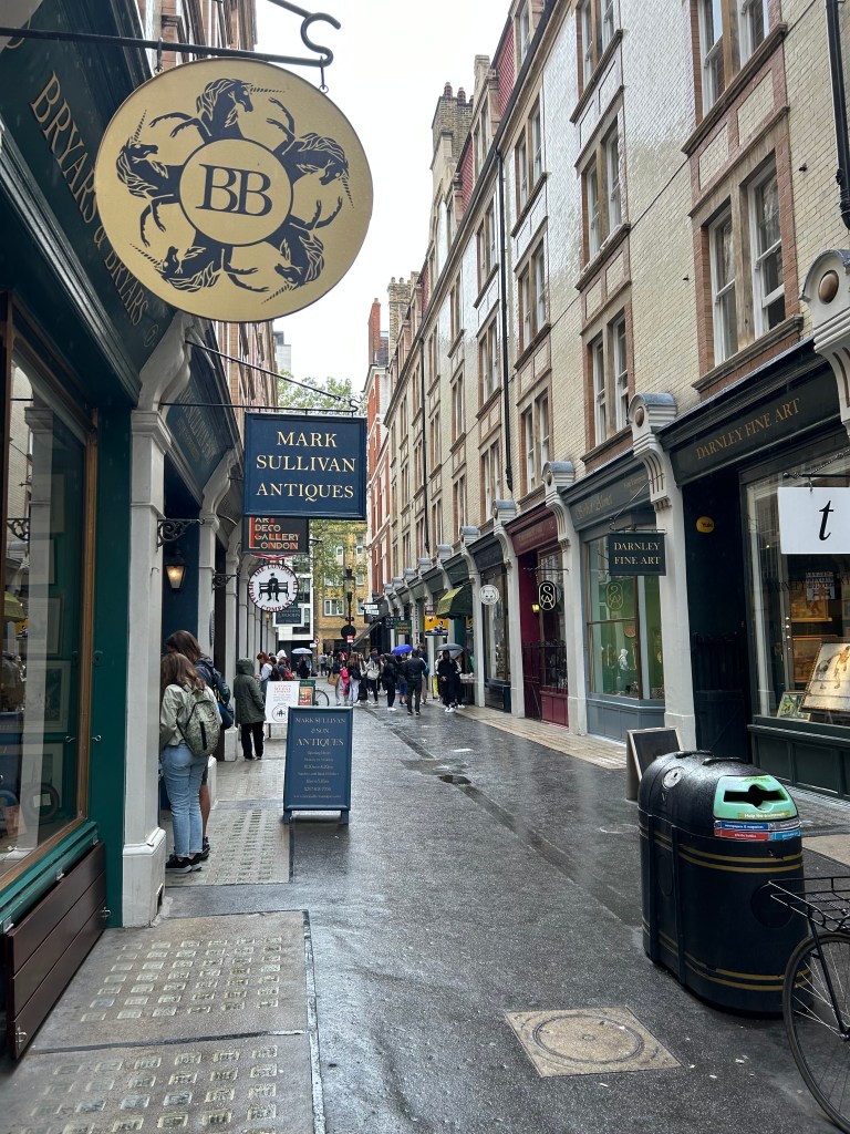 Cecil Court